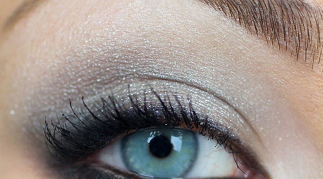 Вечерний макияж для голубых глаз Вечерний макияж для голубых глаз